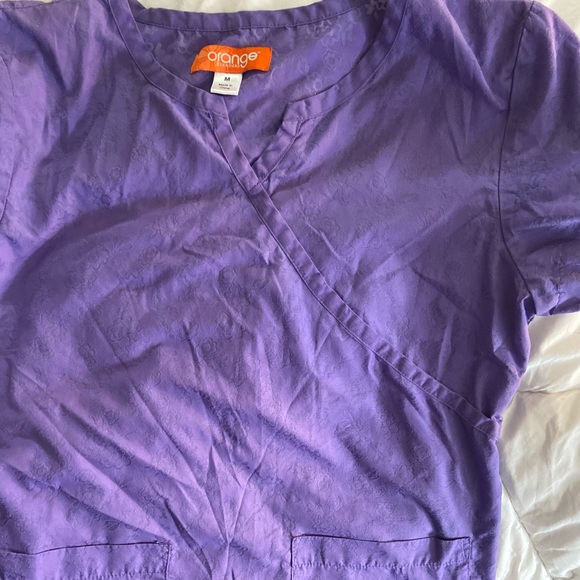 Scrub Top - Picture 2 of 2